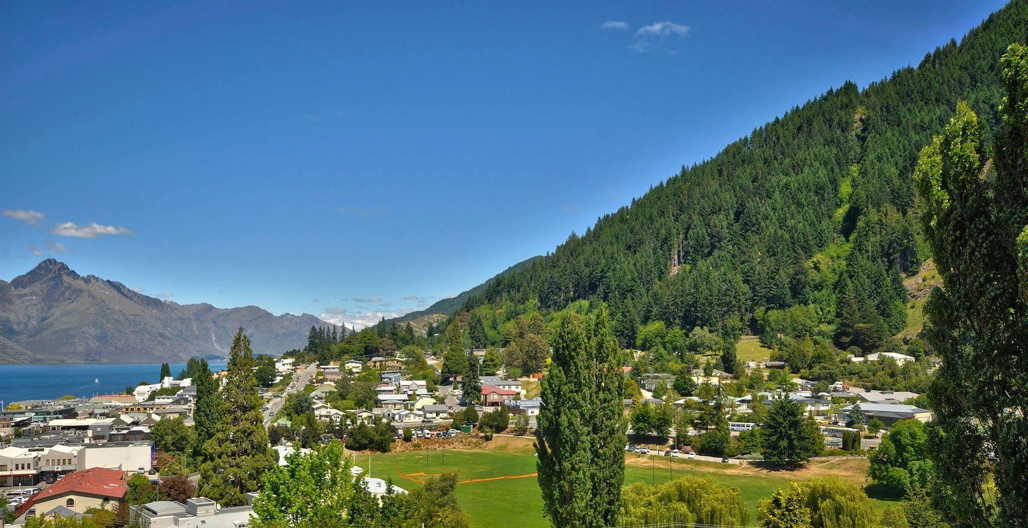 Turner Heights Townhouses Queenstown Exterior foto